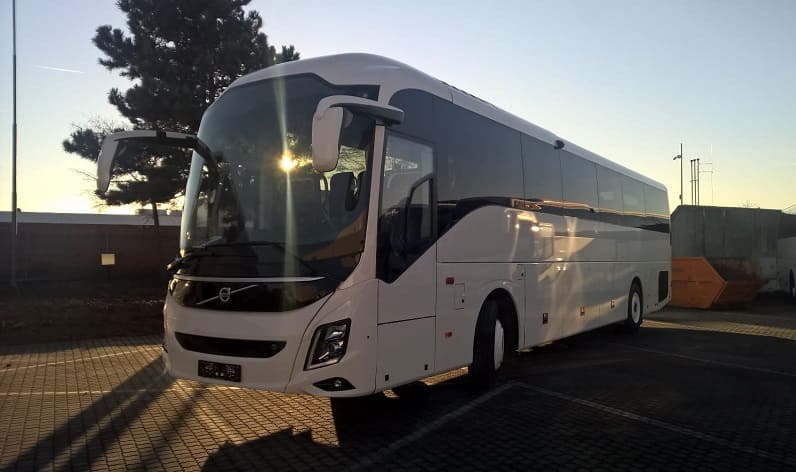 Emilia-Romagna: Bus hire in Modena in Modena and Italy